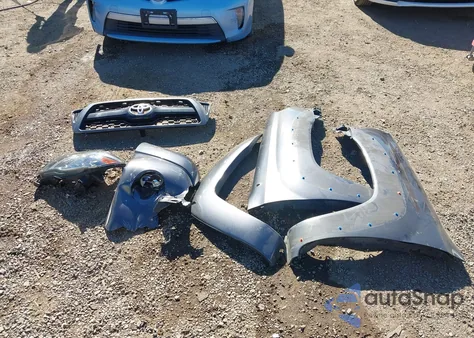 2011 Toyota Tacoma Prerunner V6 from USA, damaged, VIN 3TMJU4GN1BM121153